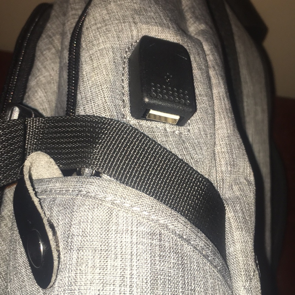 Sleek Gray Minimalist Backpack - image 7